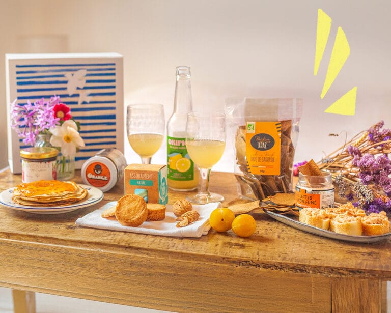 coffret brunch breton avec produits artisanaux sucrés et salés épicerie fine La Finebox